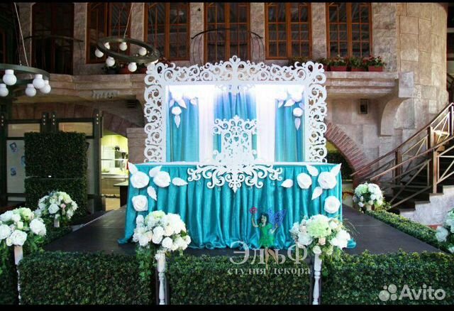 Ажурная ширма с камнями, тумбы ажурные