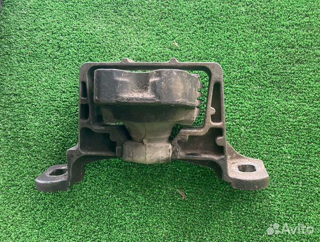 Подушка двигателя правая Ford Focus 2 Форд Фокус 2