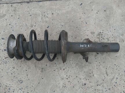 Стойка передняя правая бмв Х3 Е83