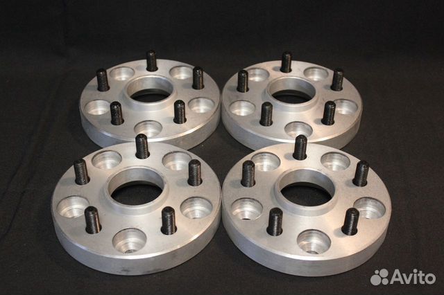 Проставки переход с 5*120 на 5*114,3 (25 мм)