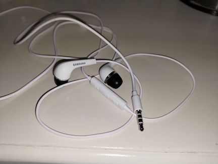 Гарнитура Samsung