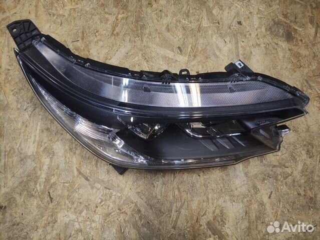 Фара правая галоген Honda CR-V 4
