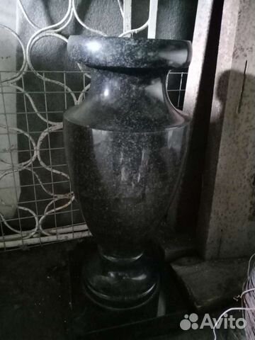 Ваза ритуальная (гранит)