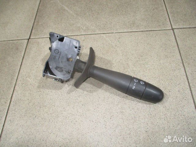 Переключатель стеклоочистителей Renault Logan 1