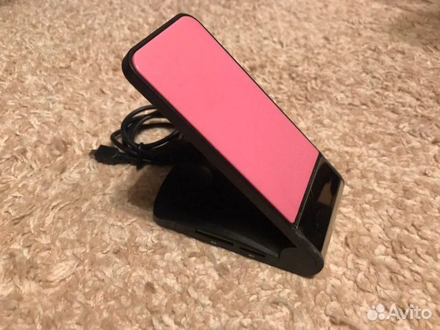 Док-станция \ Подставка \ зарядка для телефона