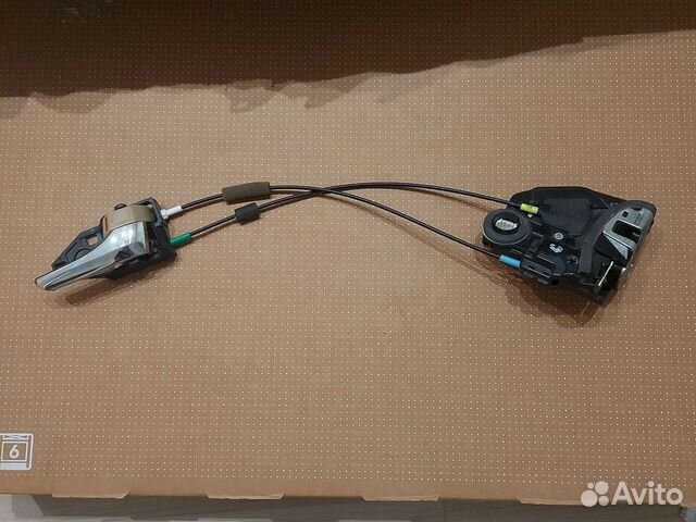 Замок двери Тойота Венза