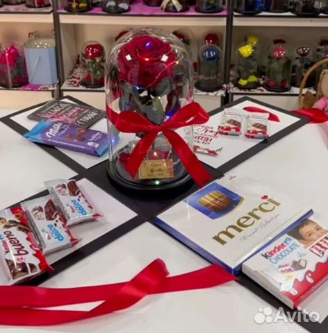 Роза в колбе