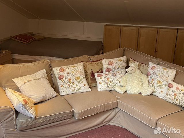 Большой раскладной угловой диван икеа с пуфом