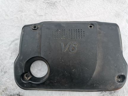 Крышка двигателя декоративная Hyundai Santa Fe II