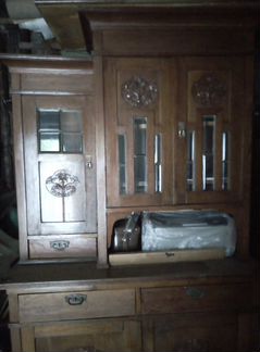 Антикварный сервант комод