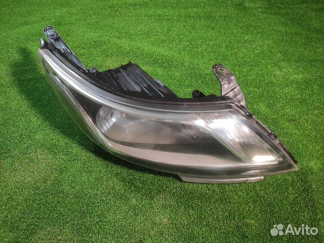 Фара передняя правая Kia Rio 3 седан 1.4 2011