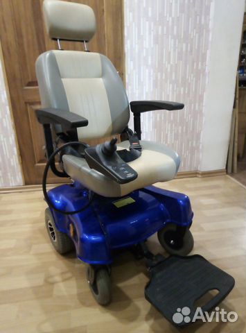 Инвалидная коляска с электроприводом