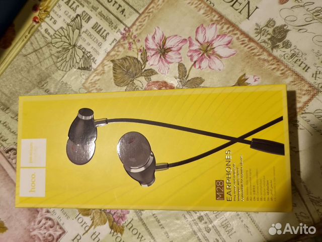 Наушники вакуумные проводные hoco m28
