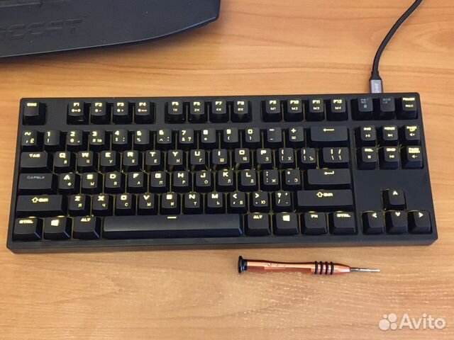 Cherry Silent Red — Кастомизированная клавиатура