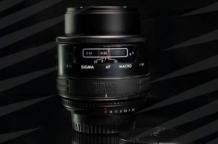 Sigma AF 90mm 2.8 macro / 2235