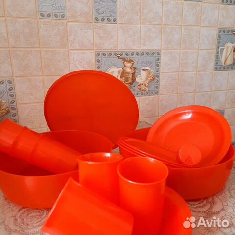 Набор пластиковой посуды