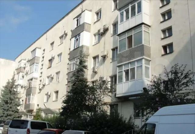 3-к. квартира, 65 м², 2/5 эт.