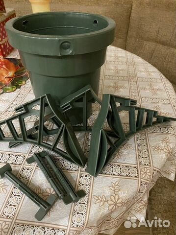 Подставка под елку