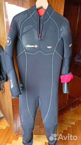 Костюм для дайвинга