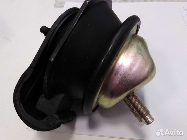 Опора двигателя передняя Ниссан 1996-2005