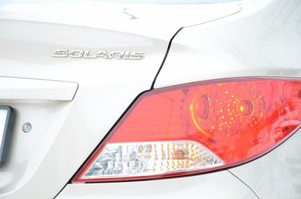 Фары задние Хендай Солярис Hyundai Solaris