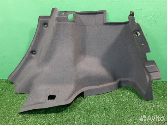 Обшивка багажника правая Nissan Almera Tino 2005