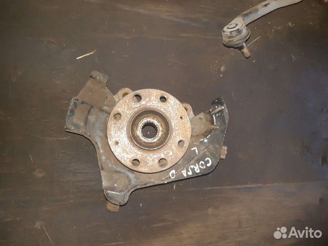 Opel Corsa D Кулак поворотный