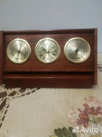 Часы метеостанция