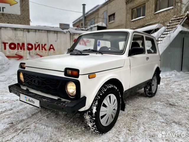 LADA 4x4 (Нива) 1.7 МТ, 2002, 100 000 км