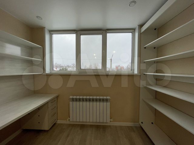 2-к. квартира, 60 м², 2/3 эт.