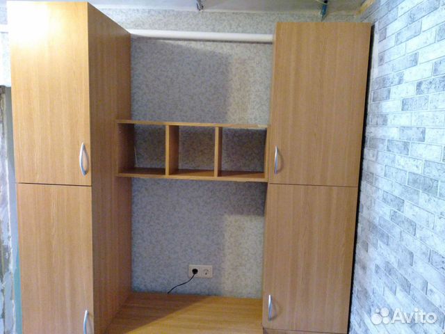 Письменный стол с пеналами, для школьника