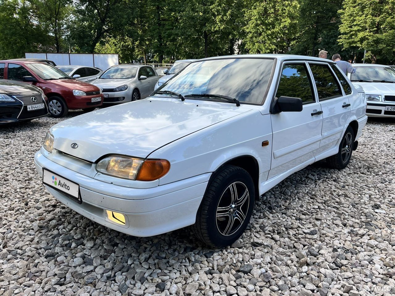 Боровичи авторынок советская 116. Авторынок боровичи. Снять в аренду авто боровичи. Машина боровичи. Машина боровичи.