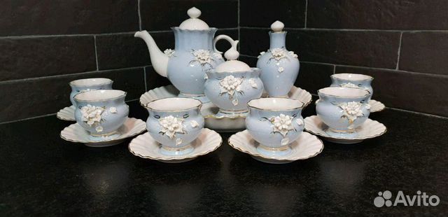 Чайный (кофейный) сервиз голубого цвета
