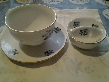 Конфетница, соусник,салатник, тарелки, фарфор