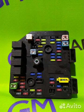 Блок предохранителей Chevrolet Captiva C140 LE9