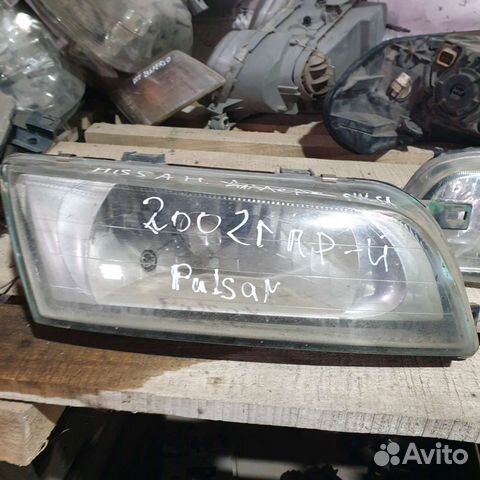 Nissan Pulsar Фара Передняя Правая