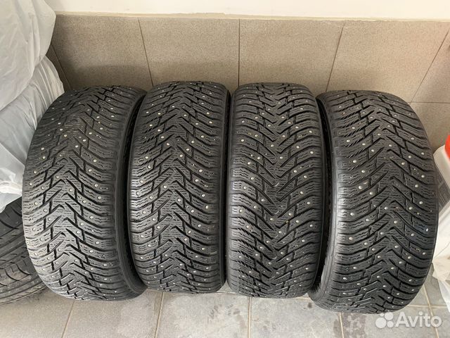 Nokian Tyres Hakkapeliitta 8 225/50 R17