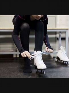 Тренер по фигурному катанию