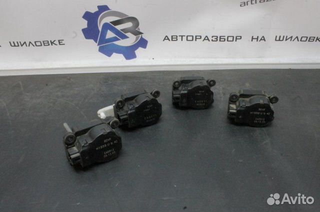 Моторчик привода заслонок отопителя Peugeot 307 Sw