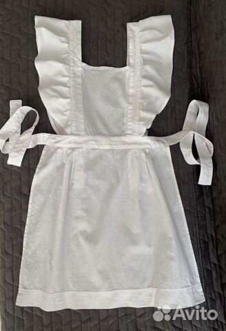 Белый фартук на последний звонок