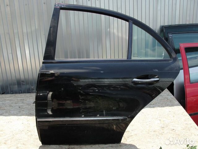 Дверь задняя левая Mercedes w211