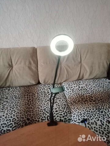 Кольцевая лампа на прищепке с держателем д/телефон