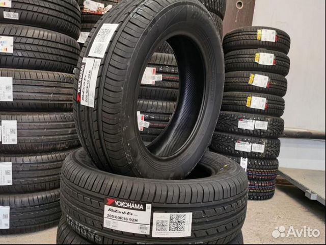 Yokohama Bluearth ES32 205/60 R16 92H