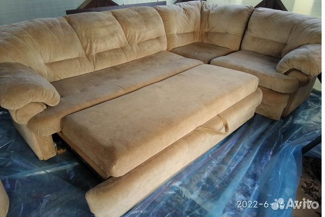 Угловой диван и кресло бу