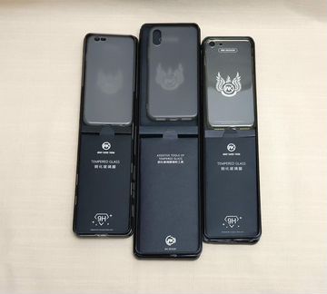 Чехлы и стёкла для iPhone