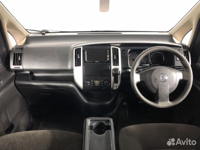 Nissan Serena 2.0 CVT, 2010, 125 000 км