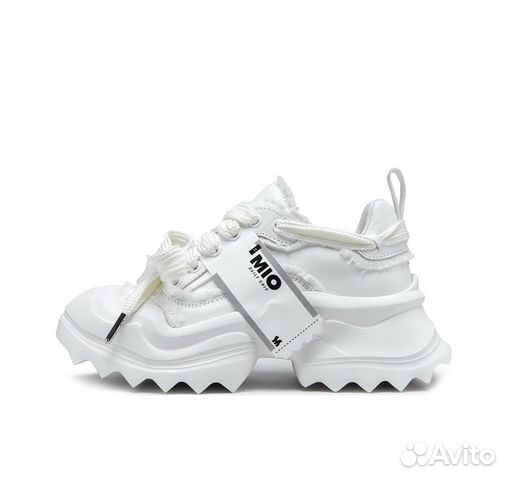 Кроссовки Mio