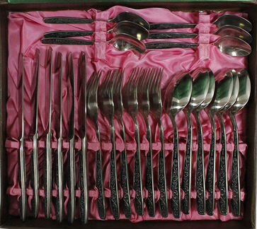 Набор столовых приборов. 24 предмета