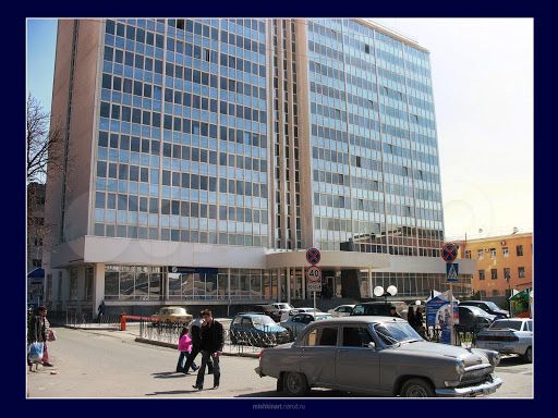 Крайнего 49 пятигорск. Региональный деловой центр Пятигорск. Бизнес центр Пятигорск. Пятигорск крайнего 49 фото.