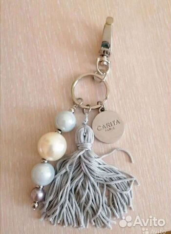 Брелок - ключница Carita